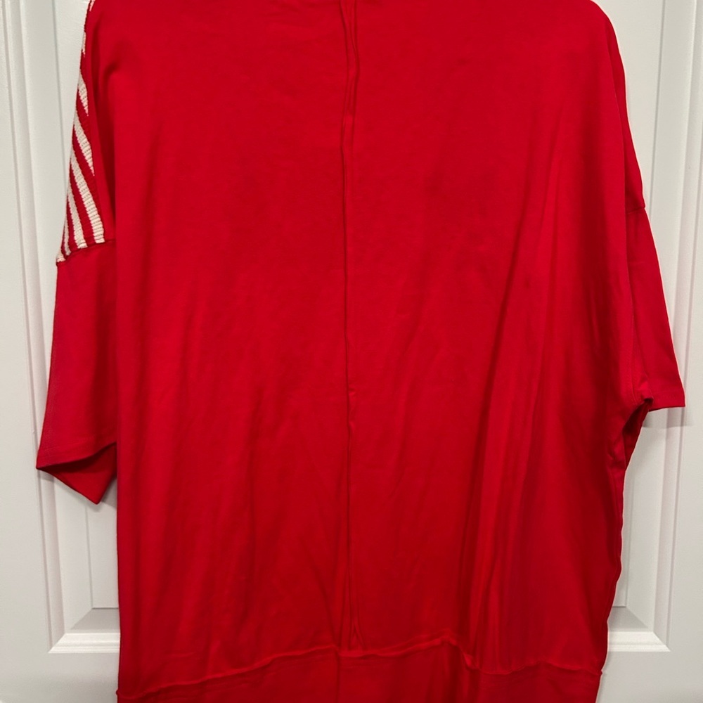 NEW PEACH LOVE USA America top in Red Sequins Size Small - Picture 6 of 6